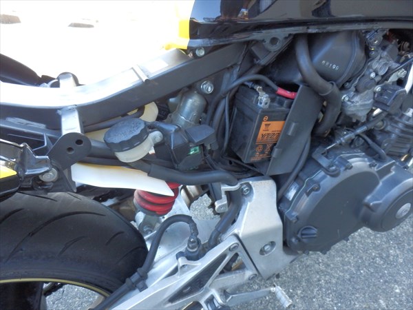 ホーネットのバッテリー交換の巻 : わちゃわちゃわせう