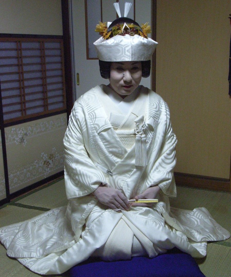 和室での角隠し花嫁 和装花嫁が好きな女装者のblog