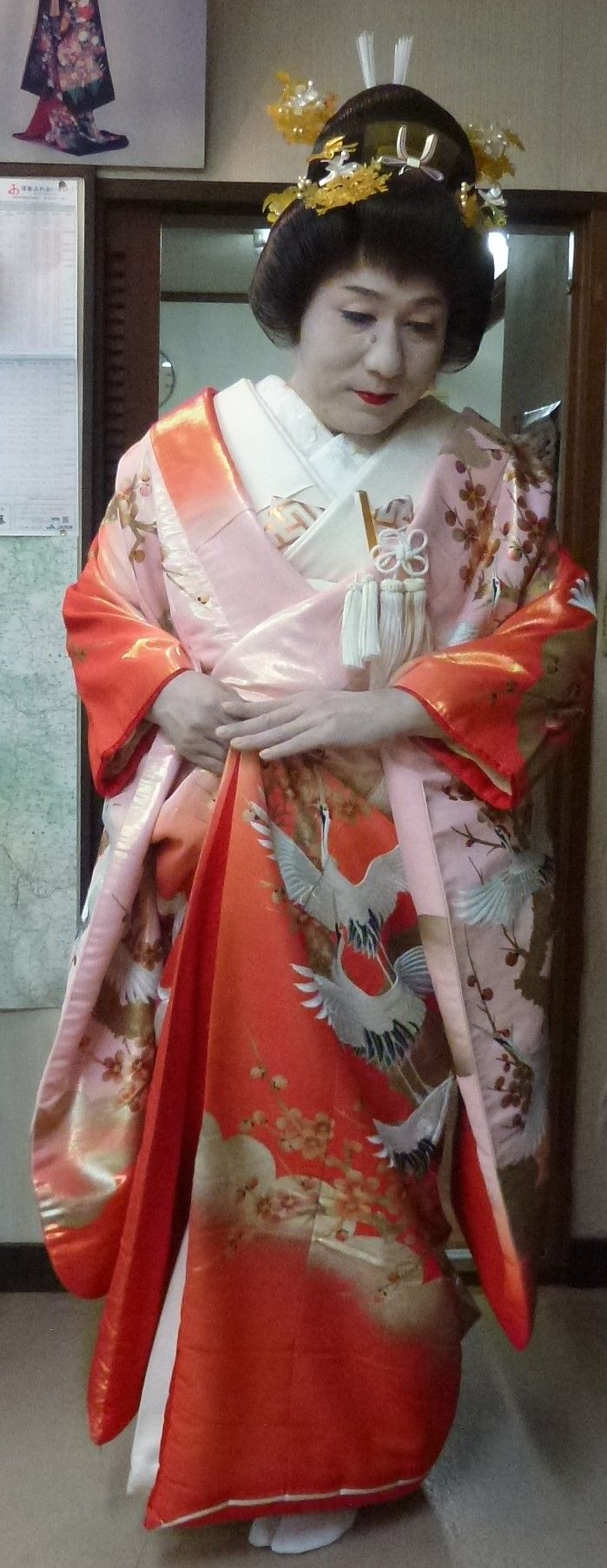 色打掛でのおからげ姿 : 和装花嫁が好きな女装者のblog