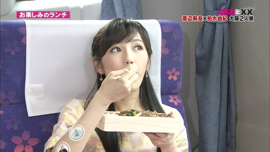 まゆゆきりん大阪二人旅77