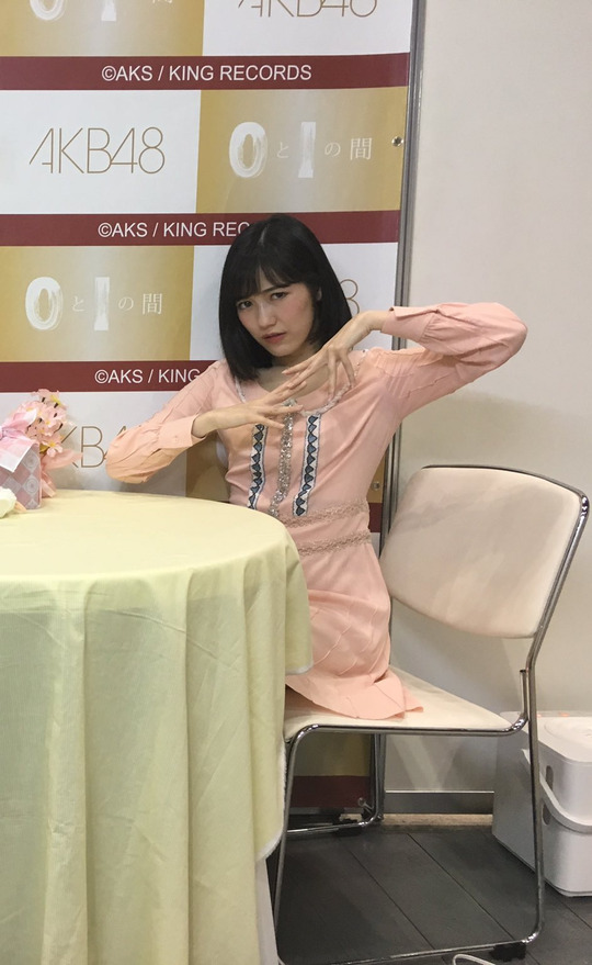 まゆゆ写メ会_64