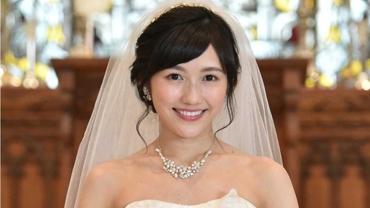 渡辺麻友ウエディングドレス1