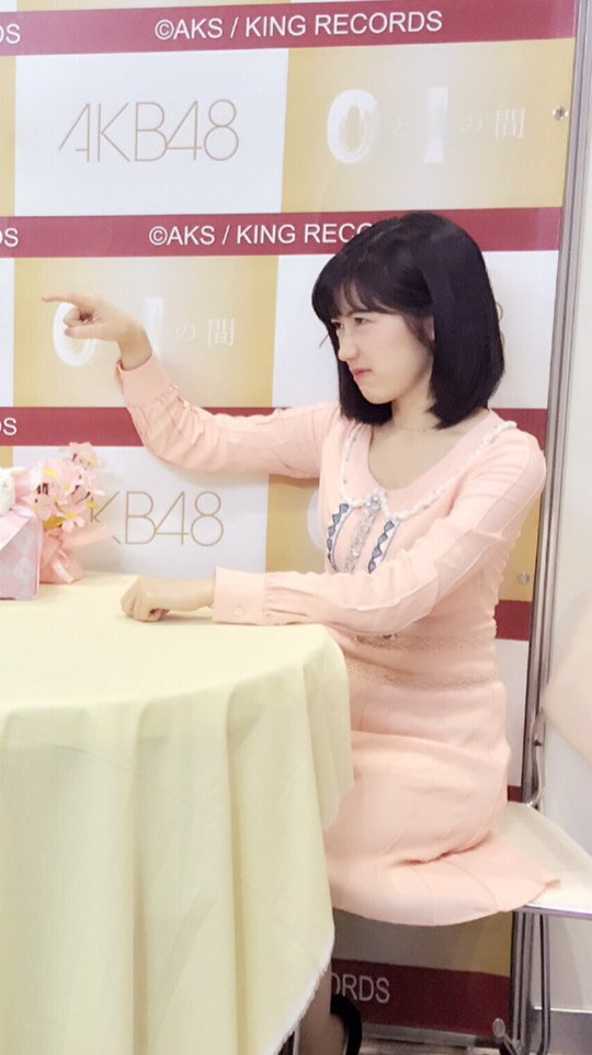 まゆゆ写メ会_24
