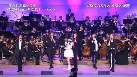 宝塚スターと競演した渡辺麻友54