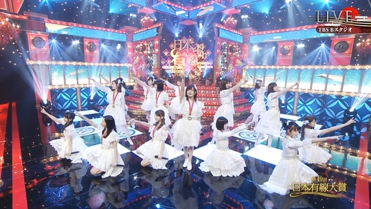 有線大賞_渡辺麻友15