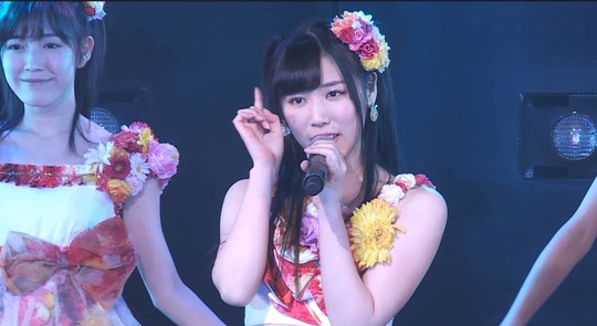 アイドル公演_まゆゆ3