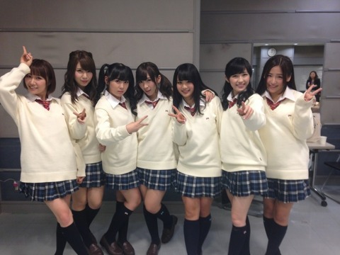 渡り廊下走り隊のまゆゆ