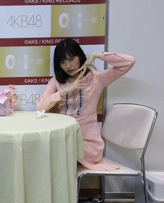 まゆゆ写メ会_137