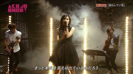 紛らしている_渡辺麻友24