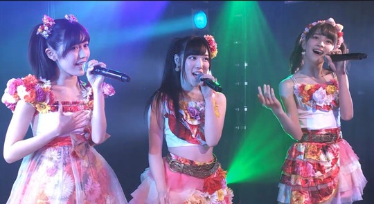 アイドル公演_まゆゆ5