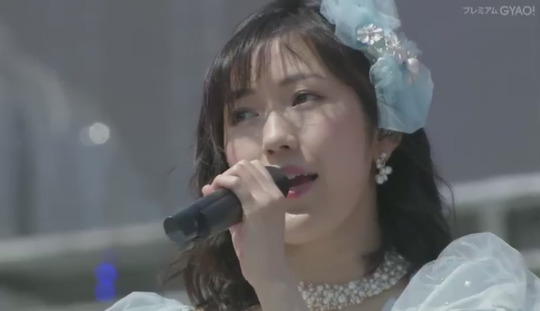 まゆゆきりん初日26