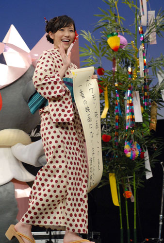 ポケモン試写会挨拶の渡辺麻友2