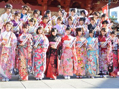 渡辺麻友成人式1