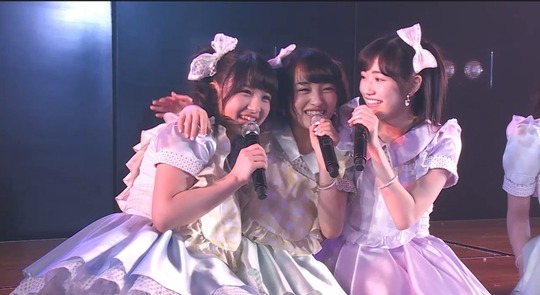 アイドル公演_まゆゆ39