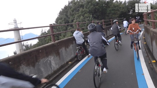 vkjg171207-0217550749