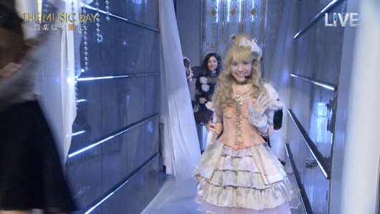 新曲 ハロウィン ナイト を披露 渡辺麻友はフランス人形 The Music Day 渡辺麻友 まゆゆ 激推し 麻友のために 新曲 ハロウィン ナイト を披露 渡辺麻友はフランス人形 The Music Day 渡辺麻友 まゆゆ 激推し 麻友のために