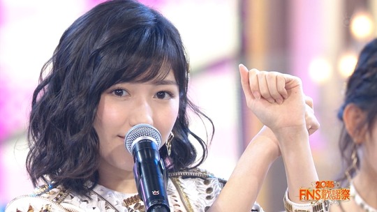FNS歌謡祭2016_渡辺麻友10