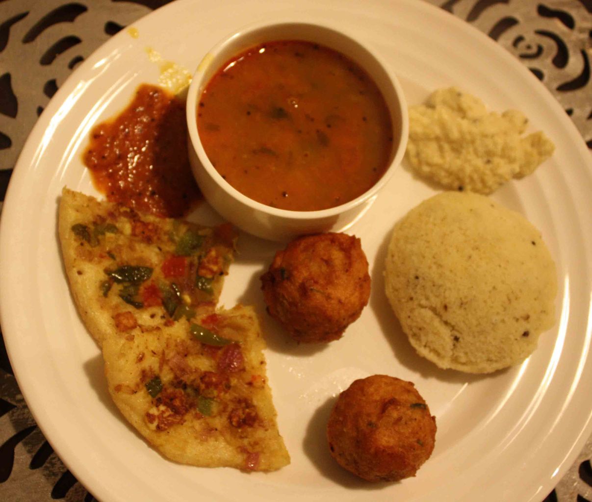 北インドの南インド料理朝食 イドゥリ ボンダ ウタパム カレー スパイス伝道師ブログ 2 北インドの南インド料理朝食 イドゥリ ボンダ ウタパム カレー スパイス伝道師ブログ 2