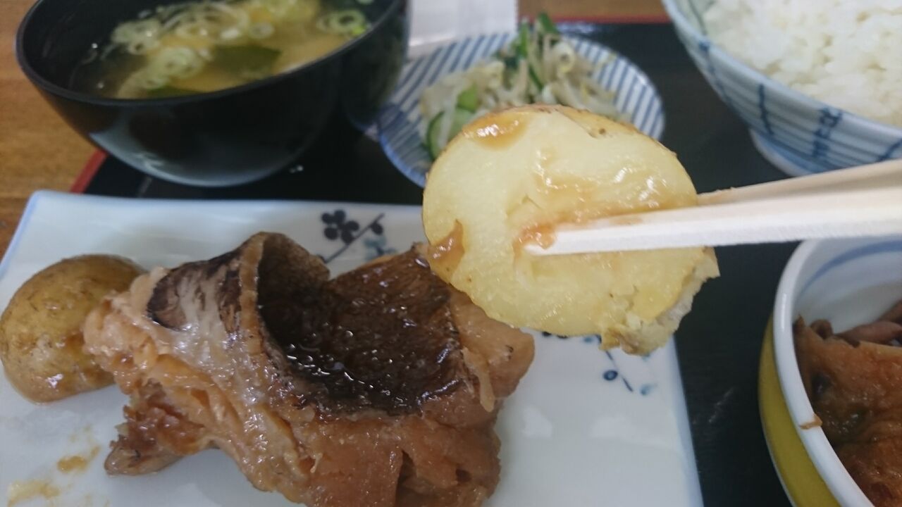 本日の日替わり定食 マトウダイの煮付け 750円 甘じょっぱくてとてもおいしかったですよ うお政 泉崎村行って来ました 富山のくすり屋さんの旅日記