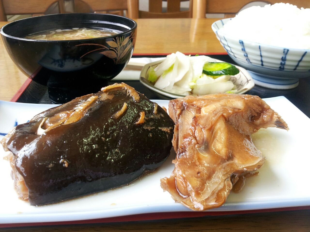 ギョッ 魚 魚の目食べて見ました カンパチカマ煮つけ これが超ウマイ 富山のくすり屋さんの旅日記