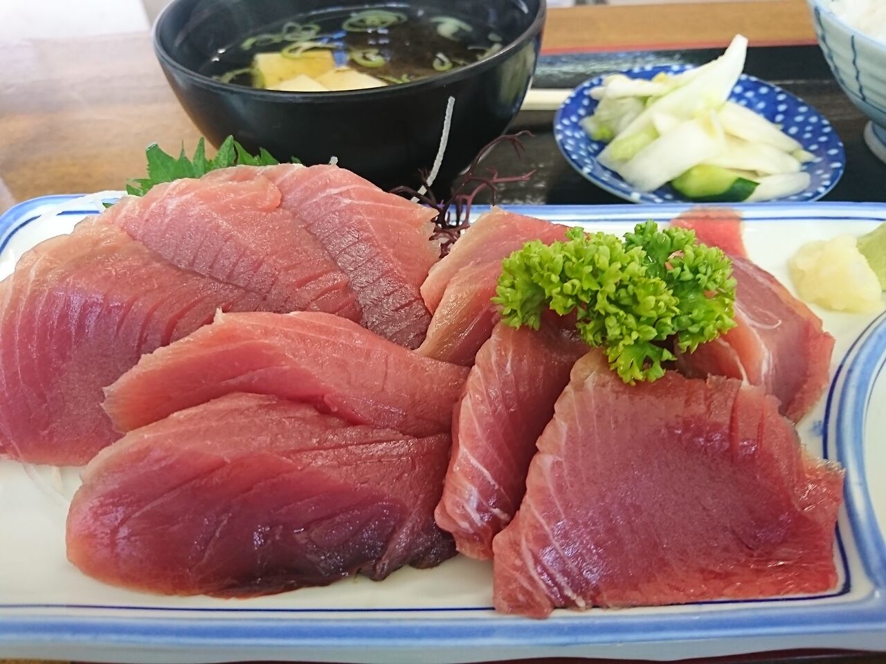 目に青葉 山ほととぎす 初ガツオってね 山盛りカツオ定食850円食べてきました まいう まいう でしたよ 富山のくすり屋さんの旅日記