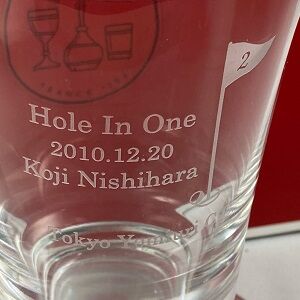 ゴルフ ホールインワン バカラグラス名入れ記念品