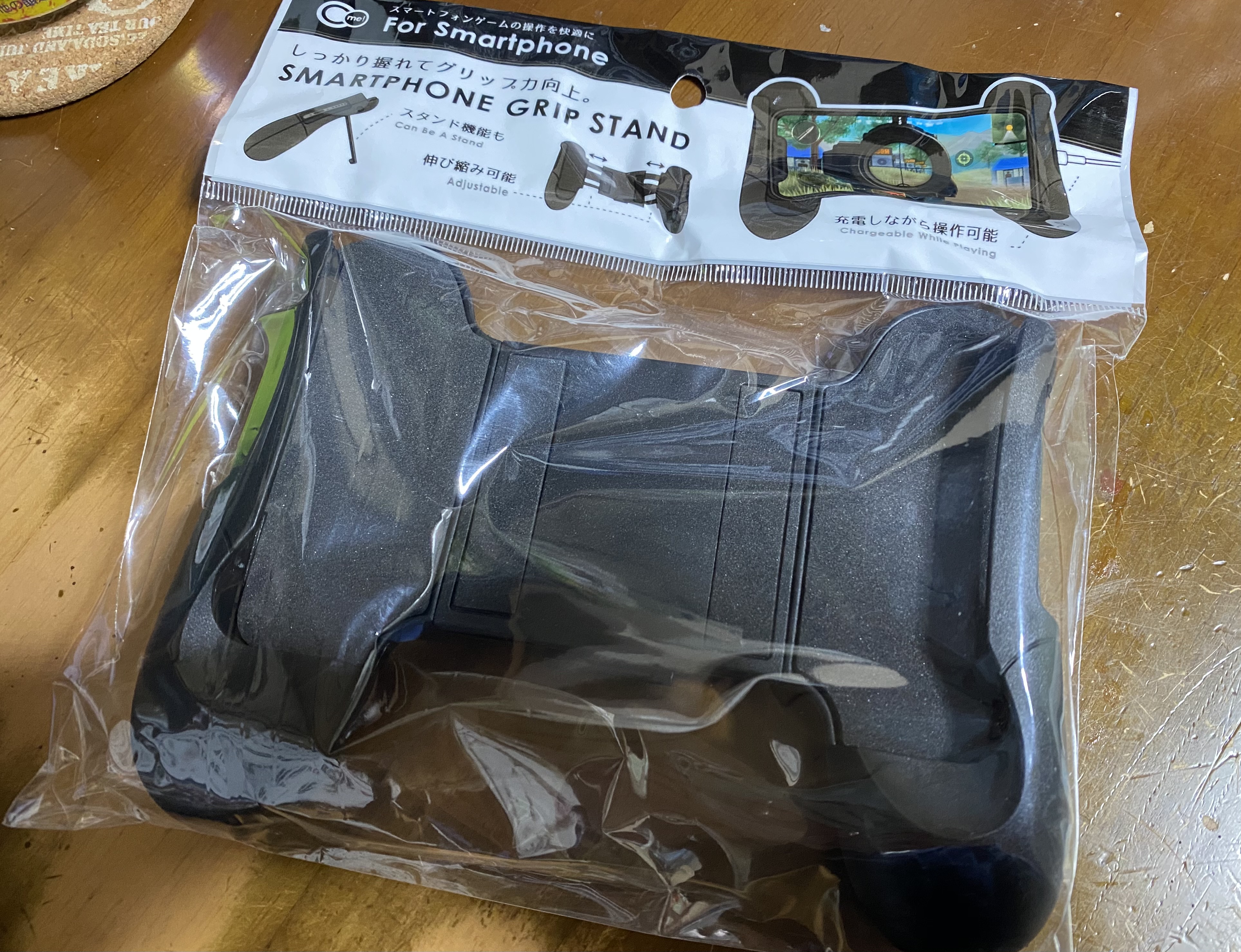 100均で売ってたスマホ用グリップを買ってみたって話 卒業できないオタクの日常