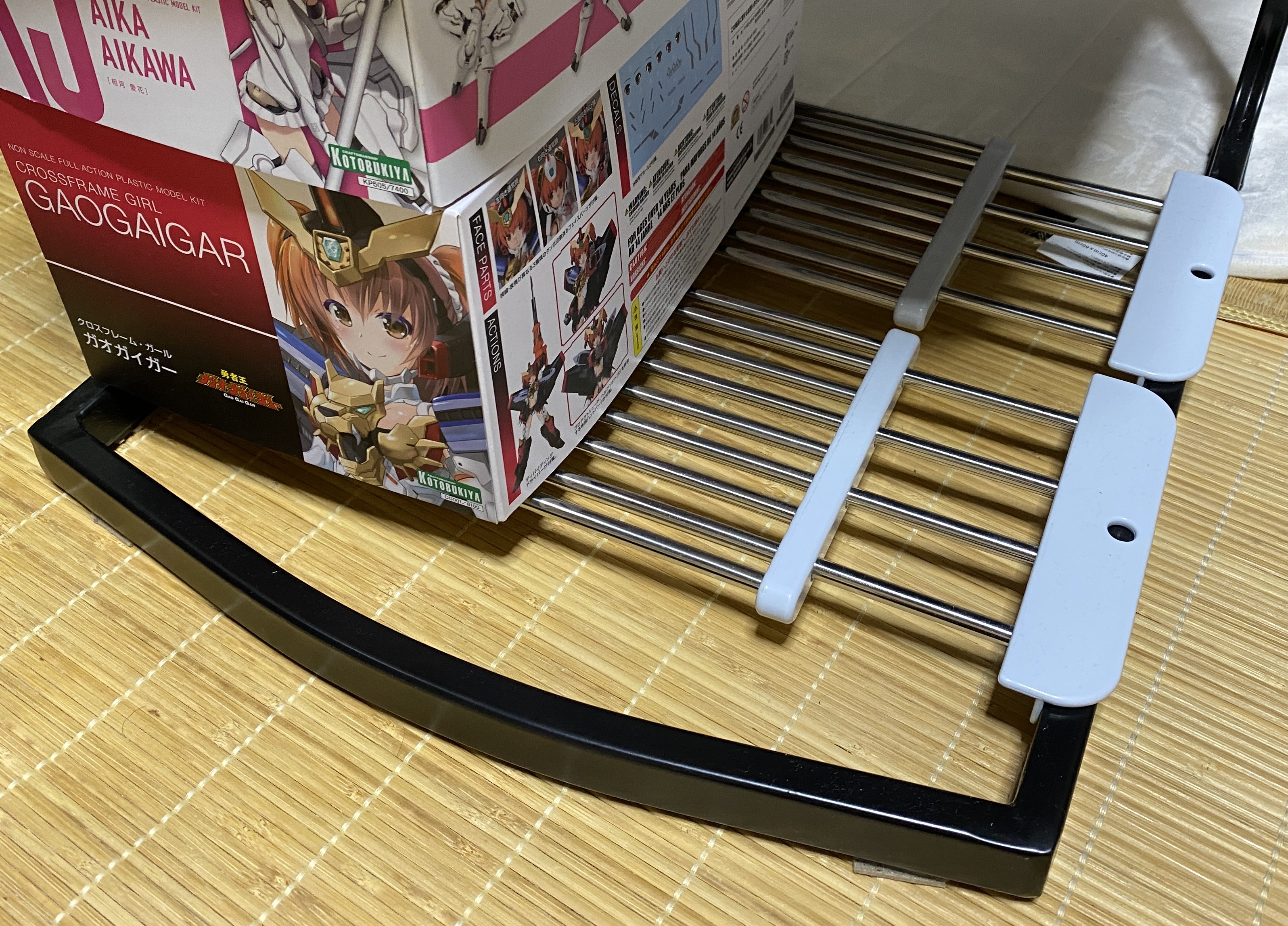 ここ数日 机周りの片づけしたりプラモ塗装に労力を注いでおりましたって話 卒業できないオタクの日常