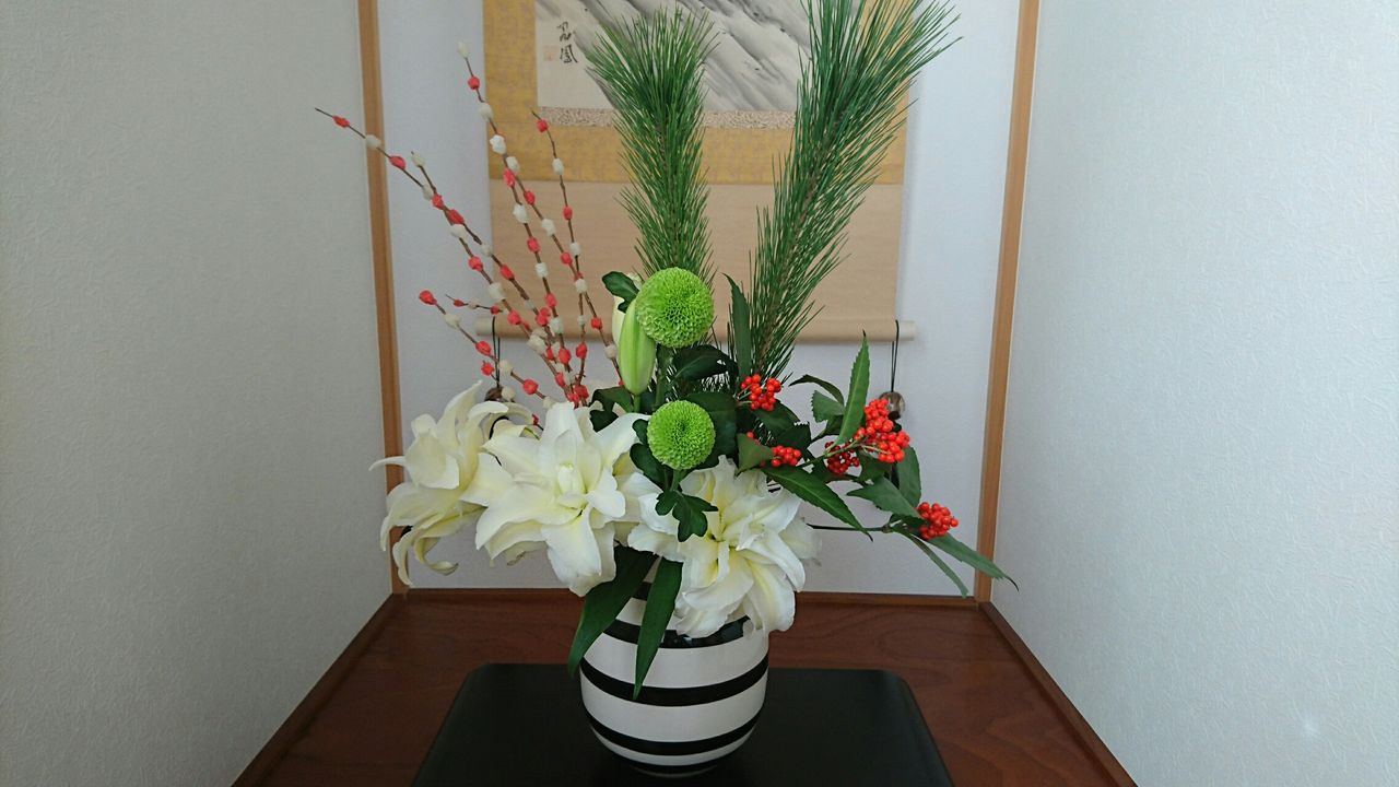 花瓶が少ないのに 大きな花束をもらったらどうする Snow Crystal