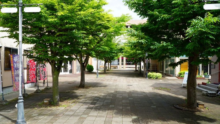 カリヨン広場10