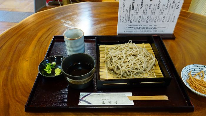 そばカフェ生田村8