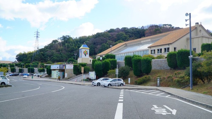 ニジゲンノモリ高速バス停7