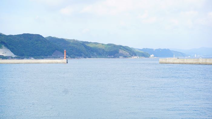 洲本港白灯大波止26