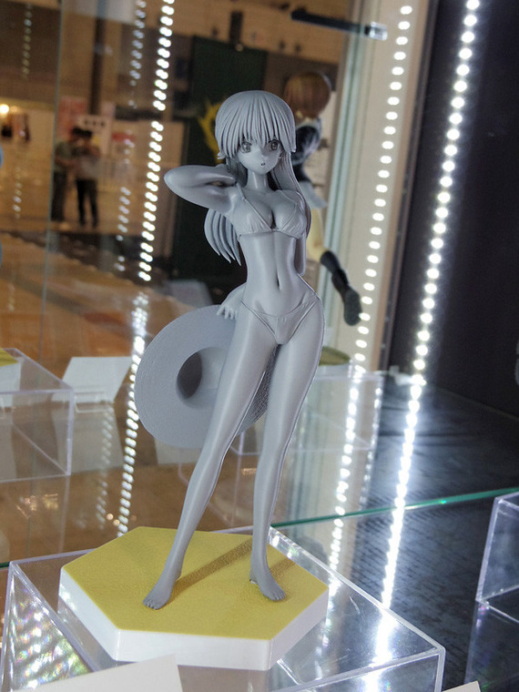 f04