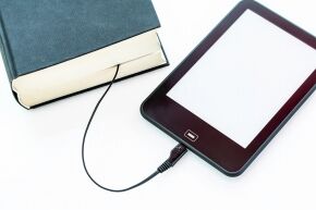 ebook-2467267_1280