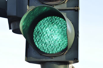 traffic-light-876061_1920_R