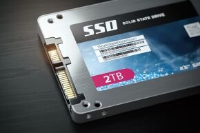 SSD-state-solid-drives-disk_l_01