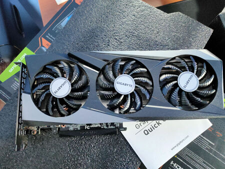 Gigabyte-RTX-3060-Ti-Gaming-OC-Paulo-5