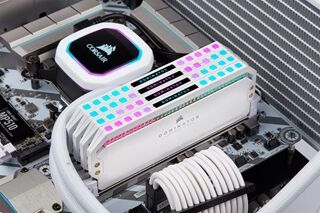 corsair_dominator_platinum_rgb_white_32gb_l_01