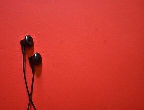 earphone-2639487_1280