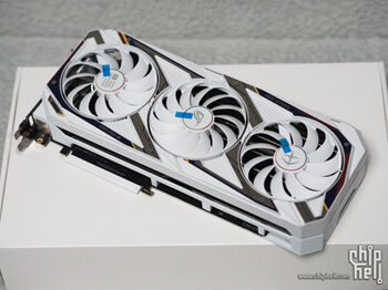 ASUS-ROG-STRIX-RTX-3090-GUNDAM-4