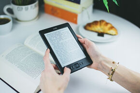 kindle-g377d56fc4_640