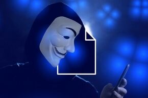 hacker-7759727_640