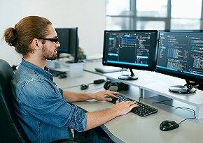 ゲーム会社って大手入らないと親に説明するのキツそうだよな