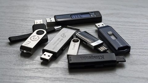 memory-stick-1267620_960_720
