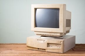 MoneyMagpie_Old-Vintage-Retro-PC-Moitor-Computer_l_22