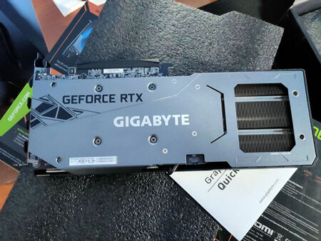 Gigabyte-RTX-3060-Ti-Gaming-OC-Paulo-6