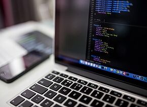 laptop-2620118_1280