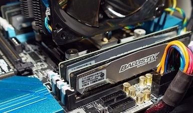 0015759_crucial-ballistix-sport-8gb-ddr4-2400-cl16-12v_550