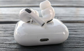 AirPods_mini